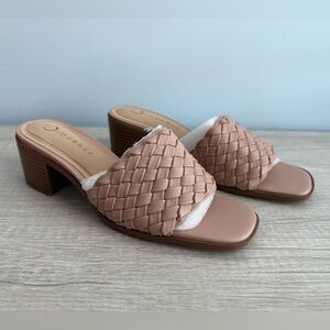 Journee Collection Women's Fylicia Open Toe Mid Stacked Heel Pumps Size 7.5